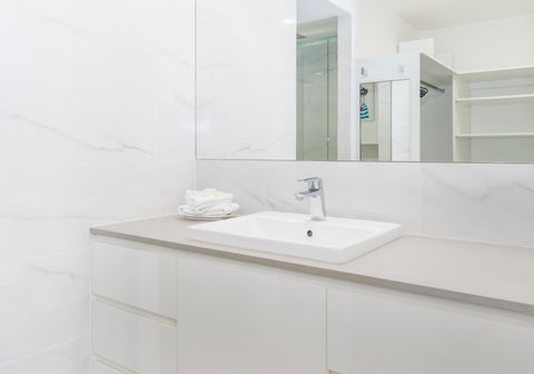 Noosa Hill Resort - Broome Tourism 24
