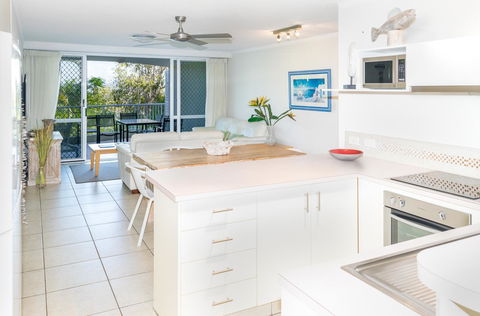 Noosa Hill Resort - Broome Tourism 35