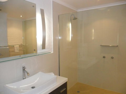 Myuna Holiday Apartments - Broome Tourism 42