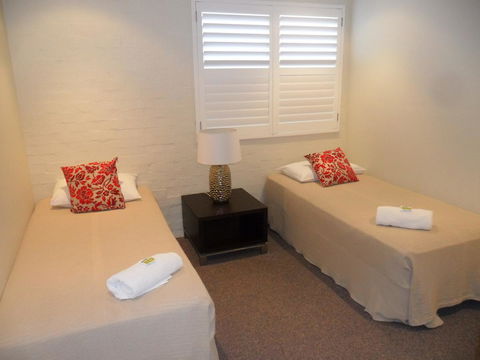 Myuna Holiday Apartments - Broome Tourism 36