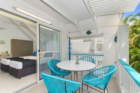 By The Sea Port Douglas - Broome Tourism 10