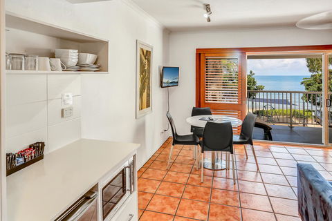 Paradise On The Beach Resort - Broome Tourism 13