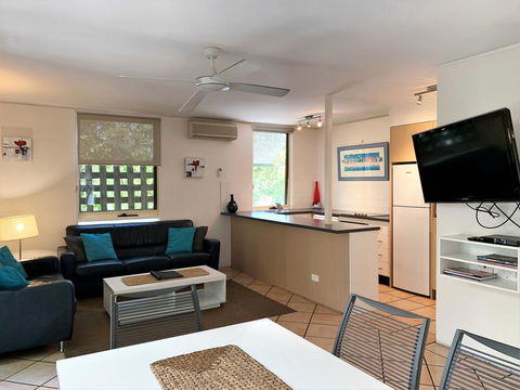 The Hastings Beach Houses - Broome Tourism 9