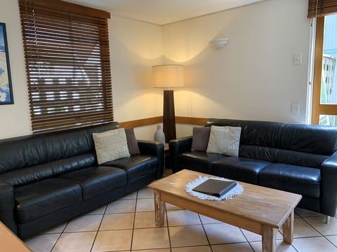 The Hastings Beach Houses - Broome Tourism 2