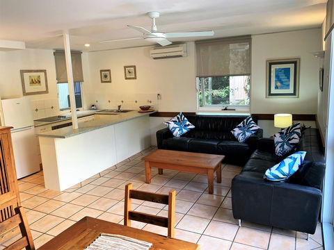 The Hastings Beach Houses - Broome Tourism 10