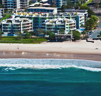 Rolling Surf Resort - Broome Tourism