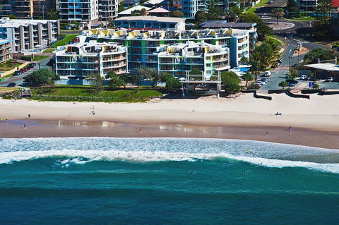 Rolling Surf Resort - Broome Tourism 0