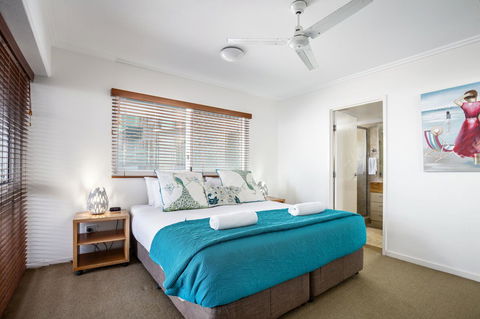Rolling Surf Resort - Broome Tourism 3