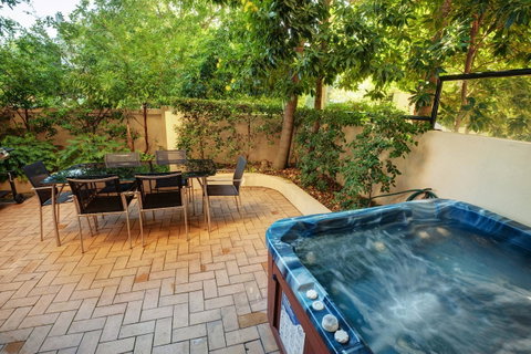 Nautilus Resort Mooloolaba - Broome Tourism 5
