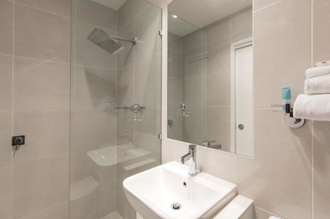 Noosa Shores Resort - Broome Tourism 18