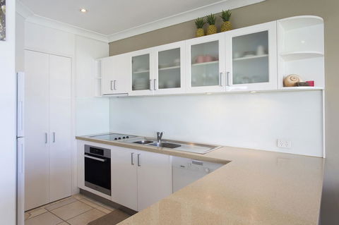 Noosa Shores Resort - Broome Tourism 21