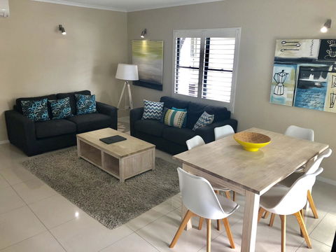Bella Casa Noosa - Broome Tourism 17