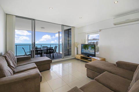 Redvue Holiday Apartments - Broome Tourism 0