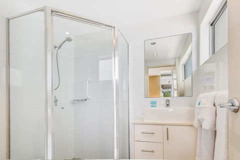 Redvue Holiday Apartments - Broome Tourism 7