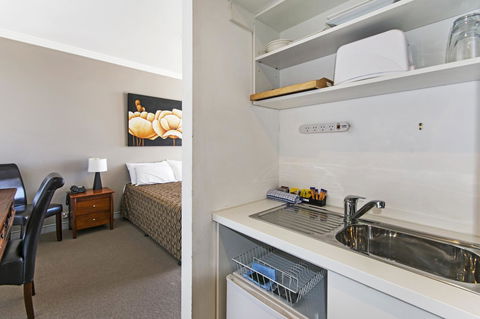 Redvue Holiday Apartments - Broome Tourism 25