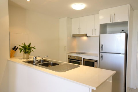 Agnes Water Beach Club - Broome Tourism 10
