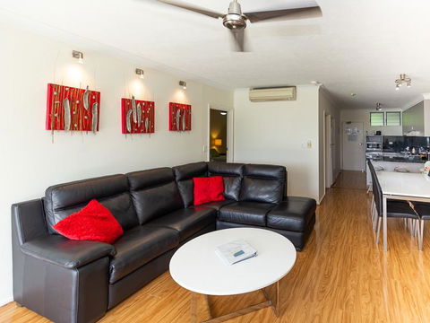 Beach Lodges - Broome Tourism 32
