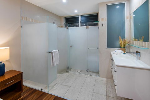 Beach Lodges - Broome Tourism 42