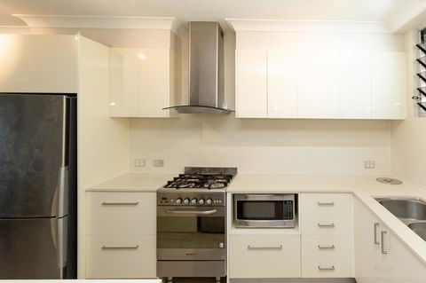 Beach Lodges - Broome Tourism 20