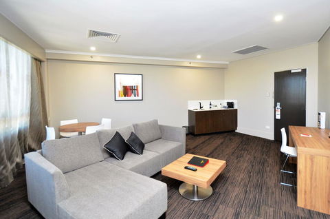 Hotel Grand Chancellor Townsville - Broome Tourism 2