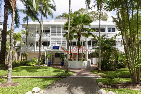 The White House Port Douglas - Broome Tourism 1
