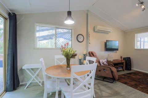 Bed & Breakfast 1 Bedroom Guest House - Broome Tourism 23