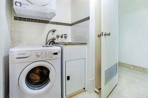 Noosa Tropicana - Broome Tourism 40