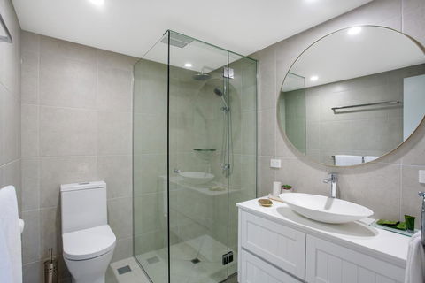 Noosa Tropicana - Broome Tourism 30