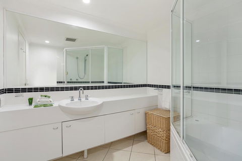 Noosa Tropicana - Broome Tourism 31