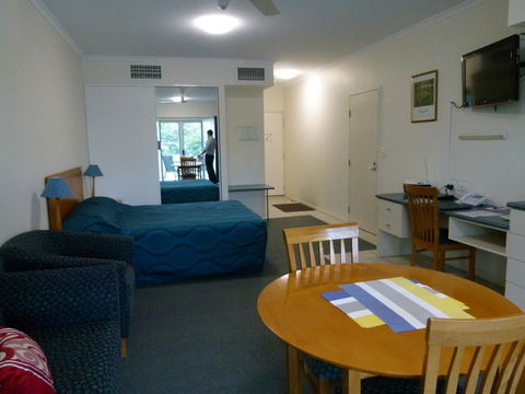 Madison Ocean Breeze Apartments - Broome Tourism 27