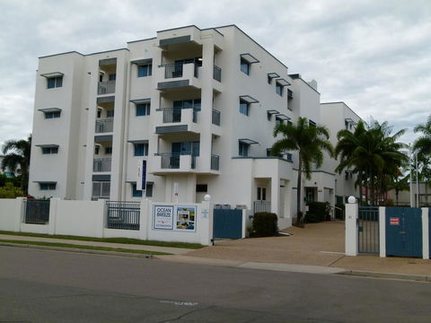 Madison Ocean Breeze Apartments - Broome Tourism 2