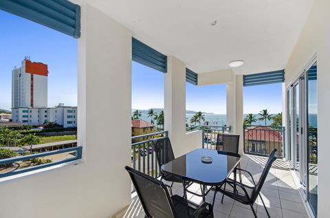 Madison Ocean Breeze Apartments - Broome Tourism 13