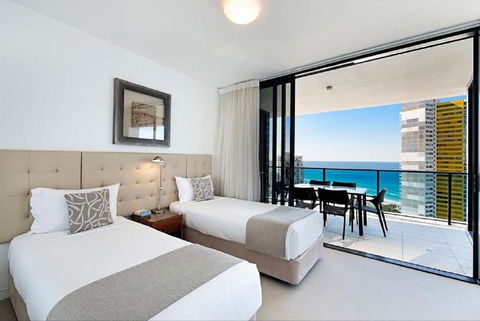 Oracle Resort Broadbeach - Gclr - Broome Tourism 3