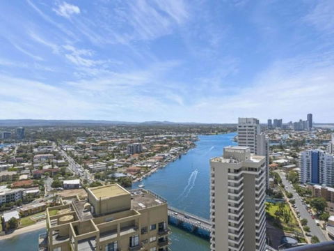 Beach Stay - Ocean & Riverview Resort Chevron Renaissance Central Surfers Paradise - Broome Tourism 15