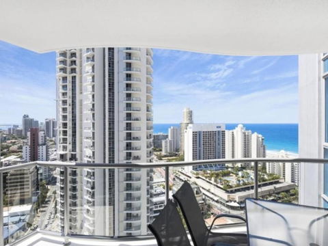 Beach Stay - Ocean & Riverview Resort Chevron Renaissance Central Surfers Paradise - Broome Tourism 25