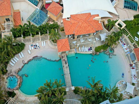 Beach Stay - Ocean & Riverview Resort Chevron Renaissance Central Surfers Paradise - Broome Tourism 12