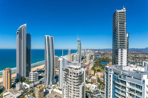 Beach Stay - Ocean & Riverview Resort Chevron Renaissance Central Surfers Paradise - Broome Tourism 23