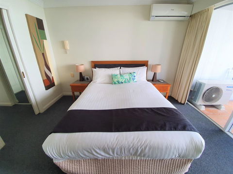 Broadbeach Holiday Apartments - Broome Tourism 28