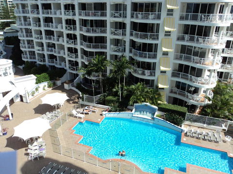 Broadbeach Holiday Apartments - Broome Tourism 1