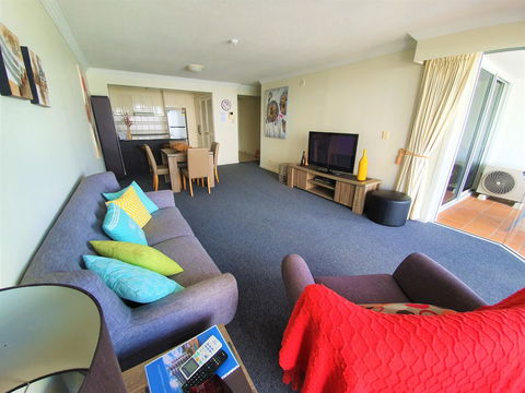Broadbeach Holiday Apartments - Broome Tourism 30