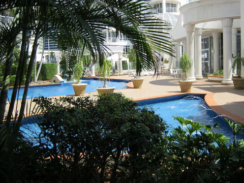 Broadbeach Holiday Apartments - Broome Tourism 2
