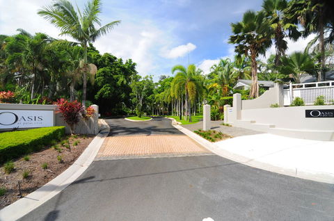 Oasis At Palm Cove - Broome Tourism 33