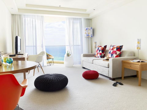 QT Gold Coast - Broome Tourism 30
