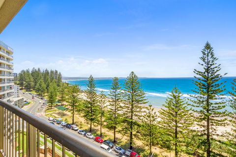 Columbia Beachfront Apartments On Rainbow Bay - Broome Tourism 26