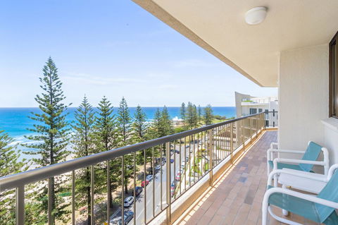 Columbia Beachfront Apartments On Rainbow Bay - Broome Tourism 27