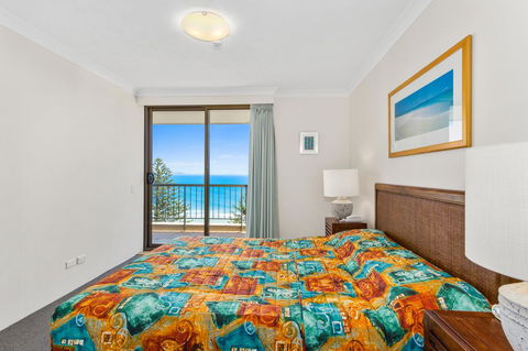 Columbia Beachfront Apartments On Rainbow Bay - Broome Tourism 33