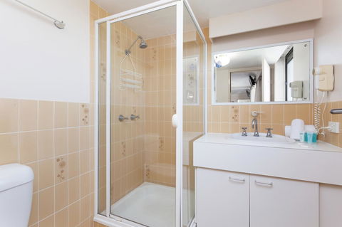 Capricornia Apartments - Broome Tourism 9