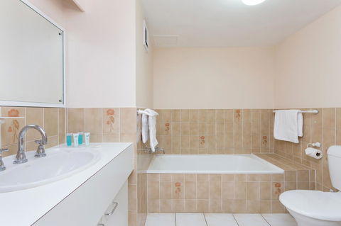 Capricornia Apartments - Broome Tourism 10
