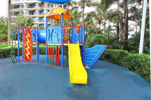 The Towers Of Chevron Renaissance - Holidays Gold Coast - Broome Tourism 11