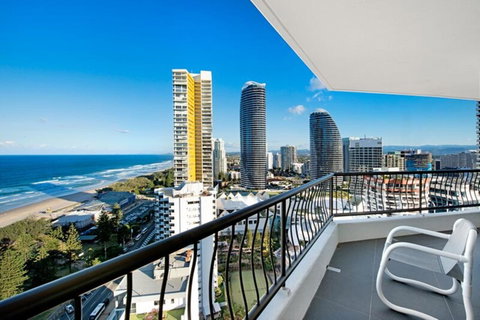 ULTIQA Beach Haven On Broadbeach - Broome Tourism 8
